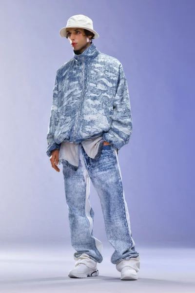 Look 46
